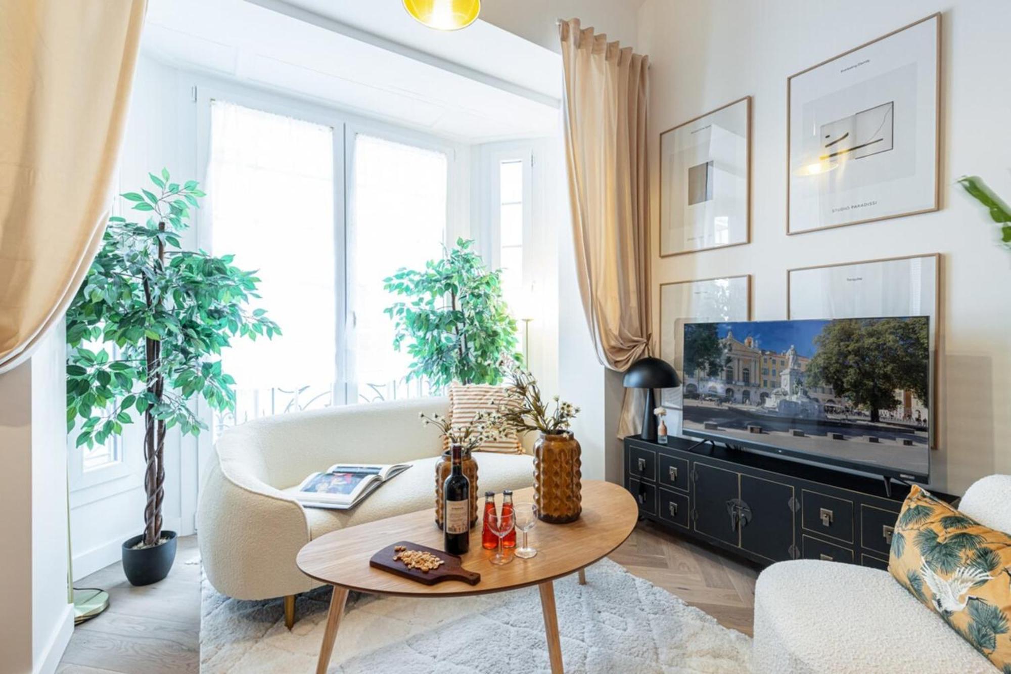 Herold 60 - Cosy Apartment Suite W Ac Downtown Ніцца Екстер'єр фото